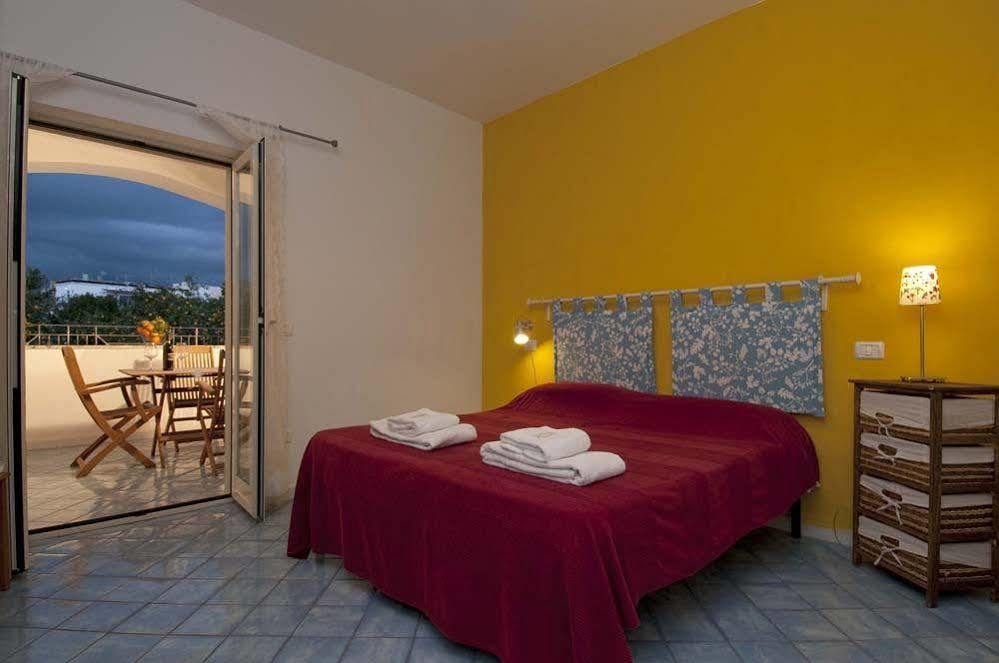 Le Grand Bleu - Gioia Apartments Procida Extérieur photo